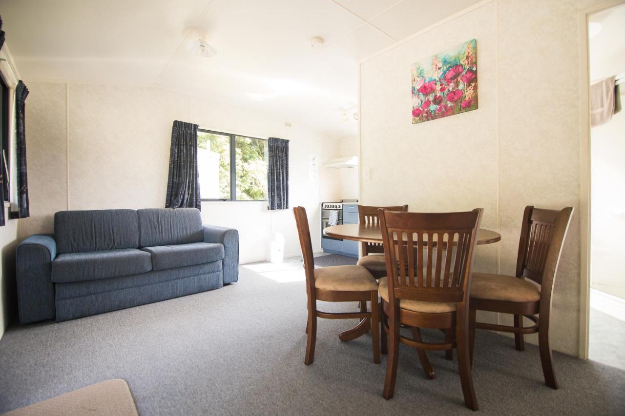 Stratford Motel & Holiday Park Exterior foto
